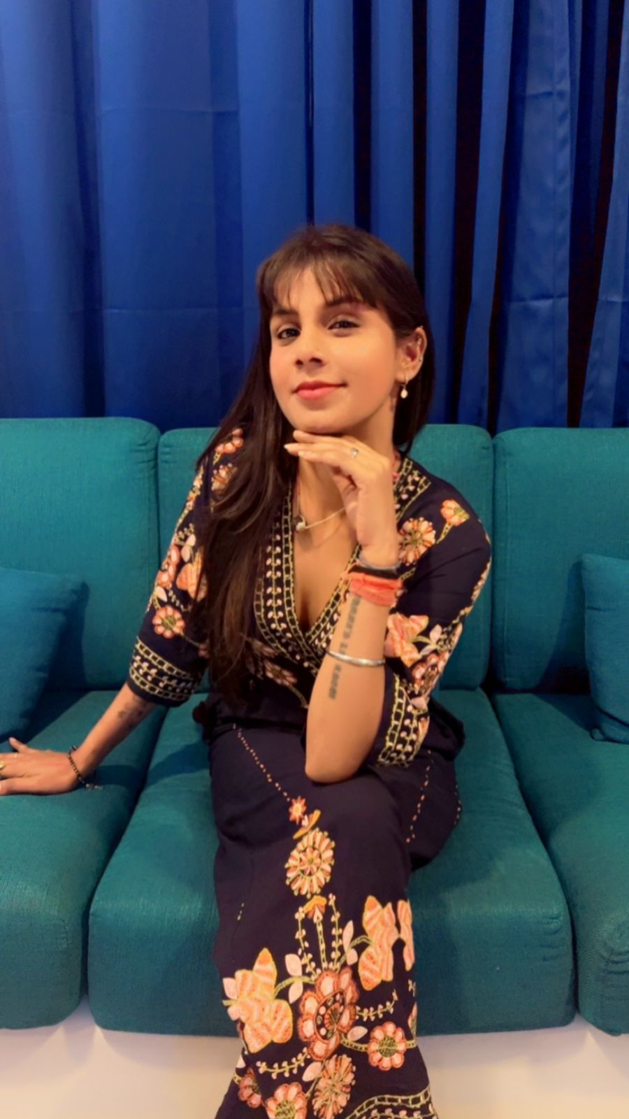 🟢. 1 hr. ➡ 1000 /- 🟡. 2 hr ➡ 1500 /- 🔵. 3 hr ➡ 2000 /- 🟢. full's day's 3500 /- 🟣 full