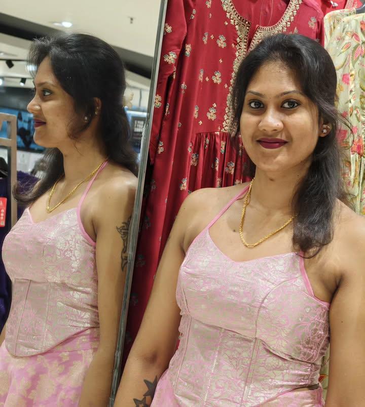 POOJA PATEL 🫂ESCORTS SERVICE 👍BADT MSDEL LOW 🎀