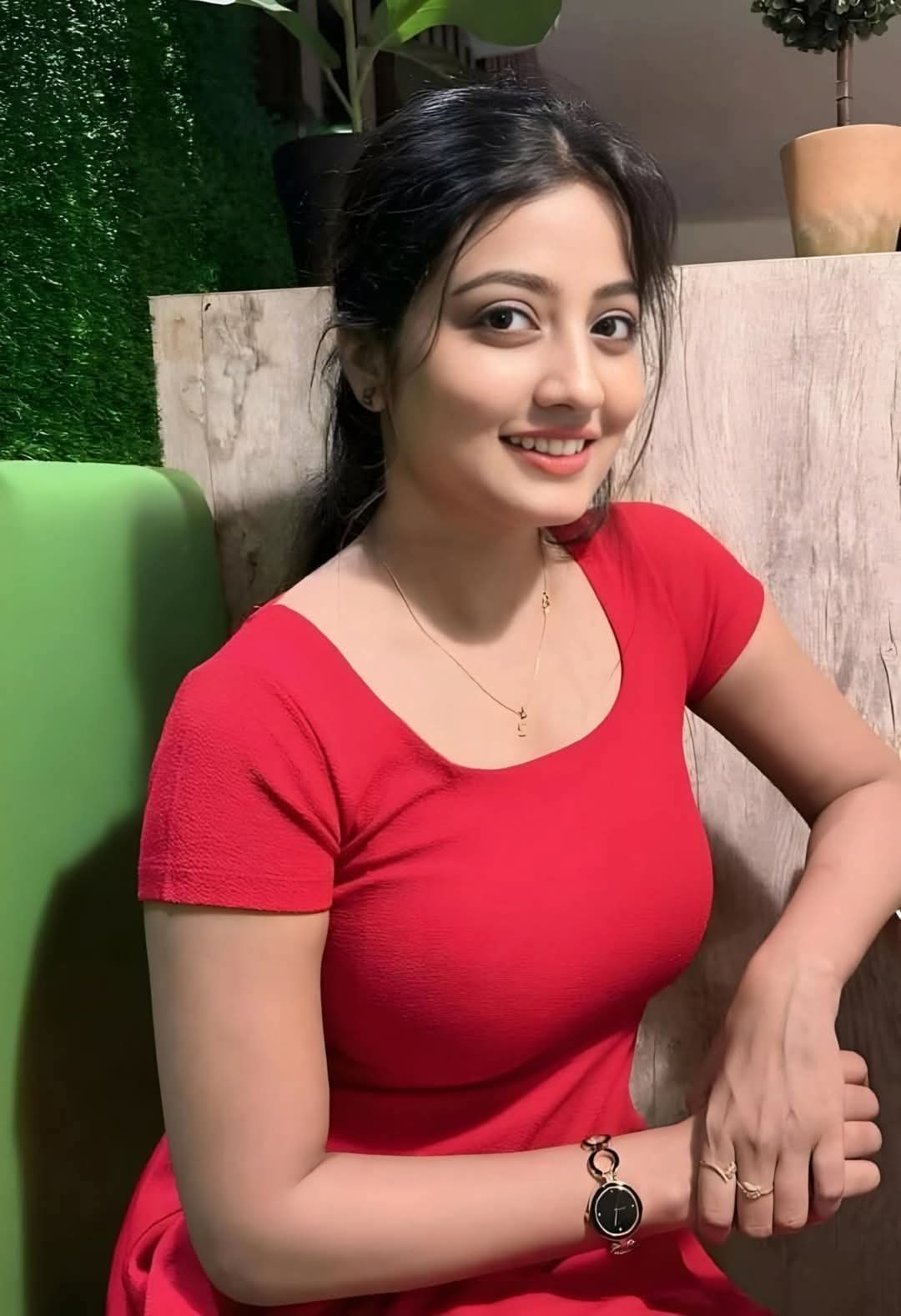 Hii call me sir low price collge girl full safe and secure no time pass