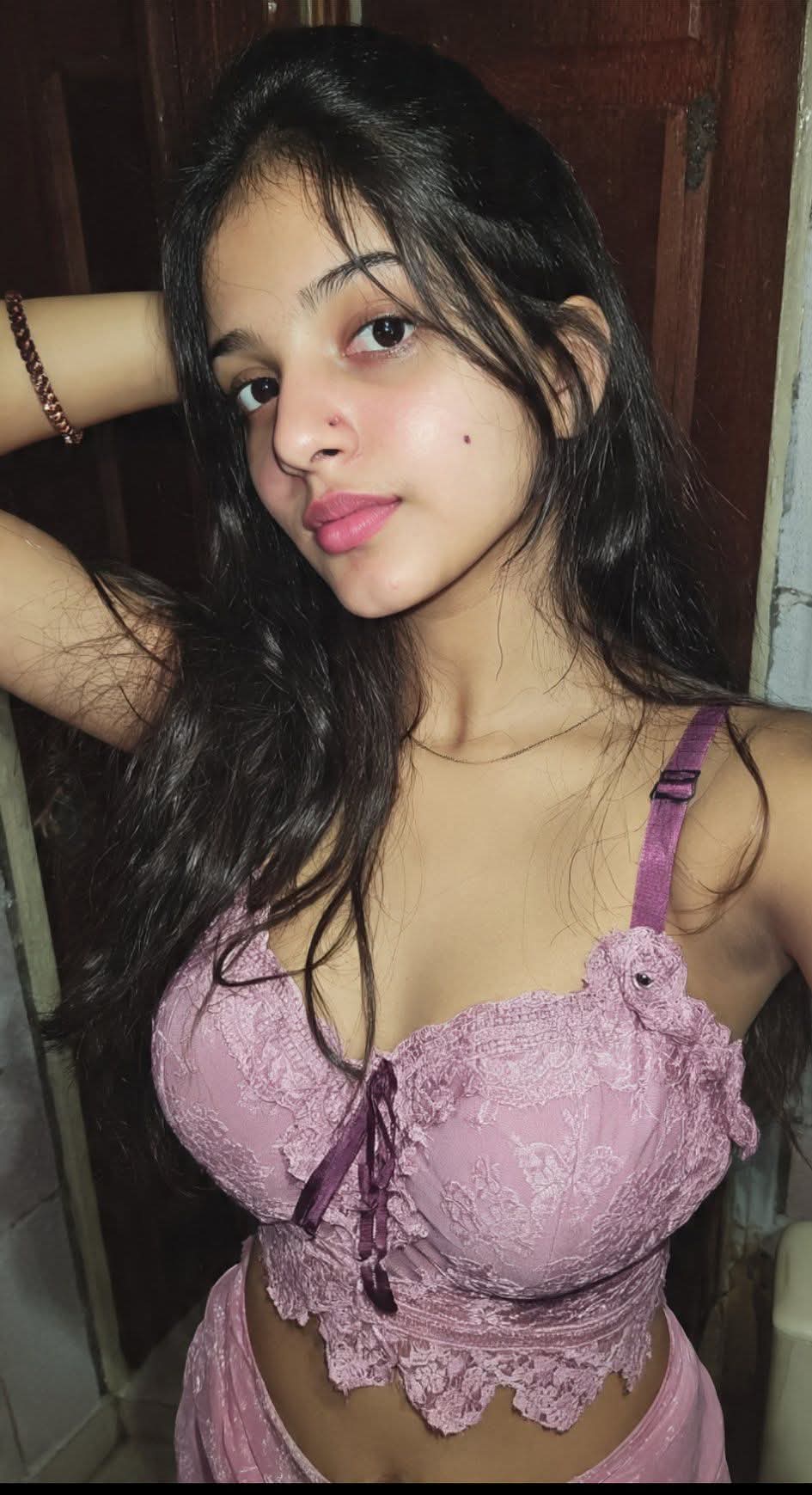 Indian Rasiyan call girls in mahipalpur aerocity. All Delhi 
