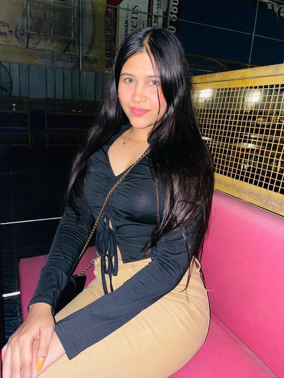Hot vip top call girl service Bathinda available